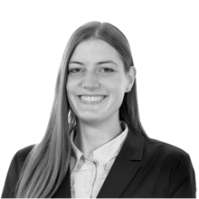 Dr. Julia Schreier